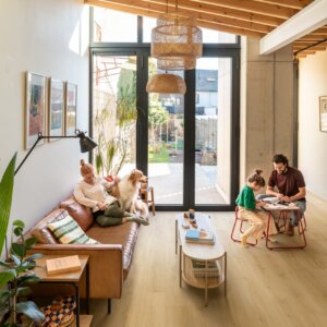 Quick-Step Bloom AVMPU40318 Geborstelde eik honing